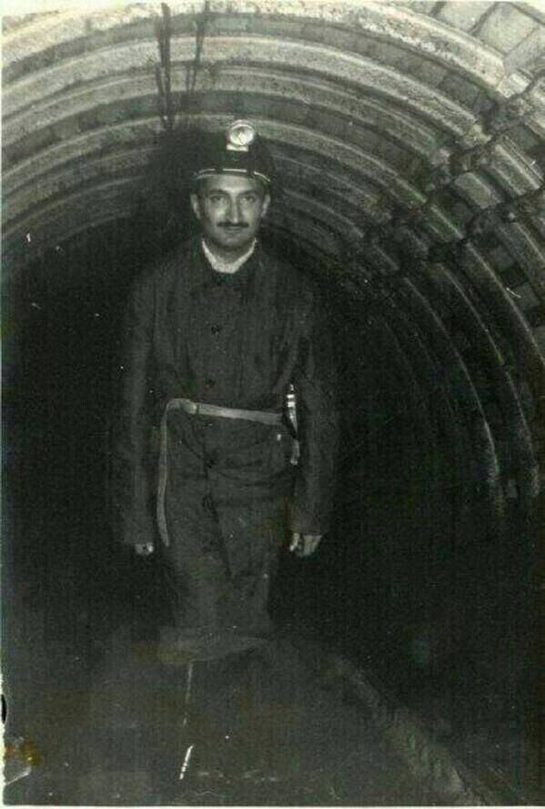 Emekçi madencilerimizi tekmelemeyen, aksine el üstünde tutan bir iktidar için... #YenidenDSP #4AralıkDünyaMadencilerGünü kutlu olsun!