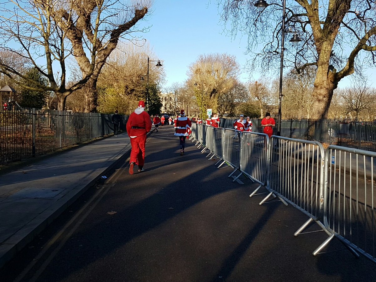 matthew_d_roy's tweet photo. 9k in nearly finished #sendasmilewithsanta @NHSBartsHealth @Barts_Charity https://t.co/3oEgecXXuf