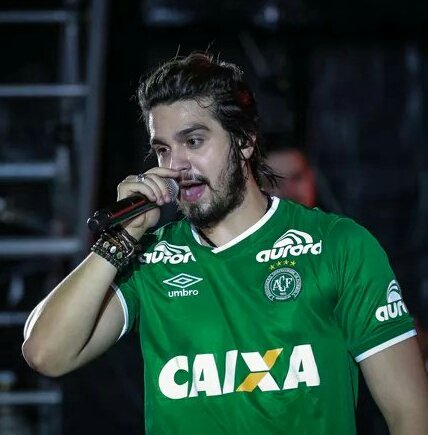 anjoloam's tweet photo. orgulho de você não cabe mais no coração https://t.co/KrJgfn3L7h