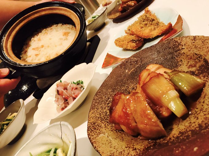 今日の料理教室🐟♩  魚捌くの難しいけど 楽しすぎた(*&acute;꒳`*)♡ https://t.co/648DwAyHRT