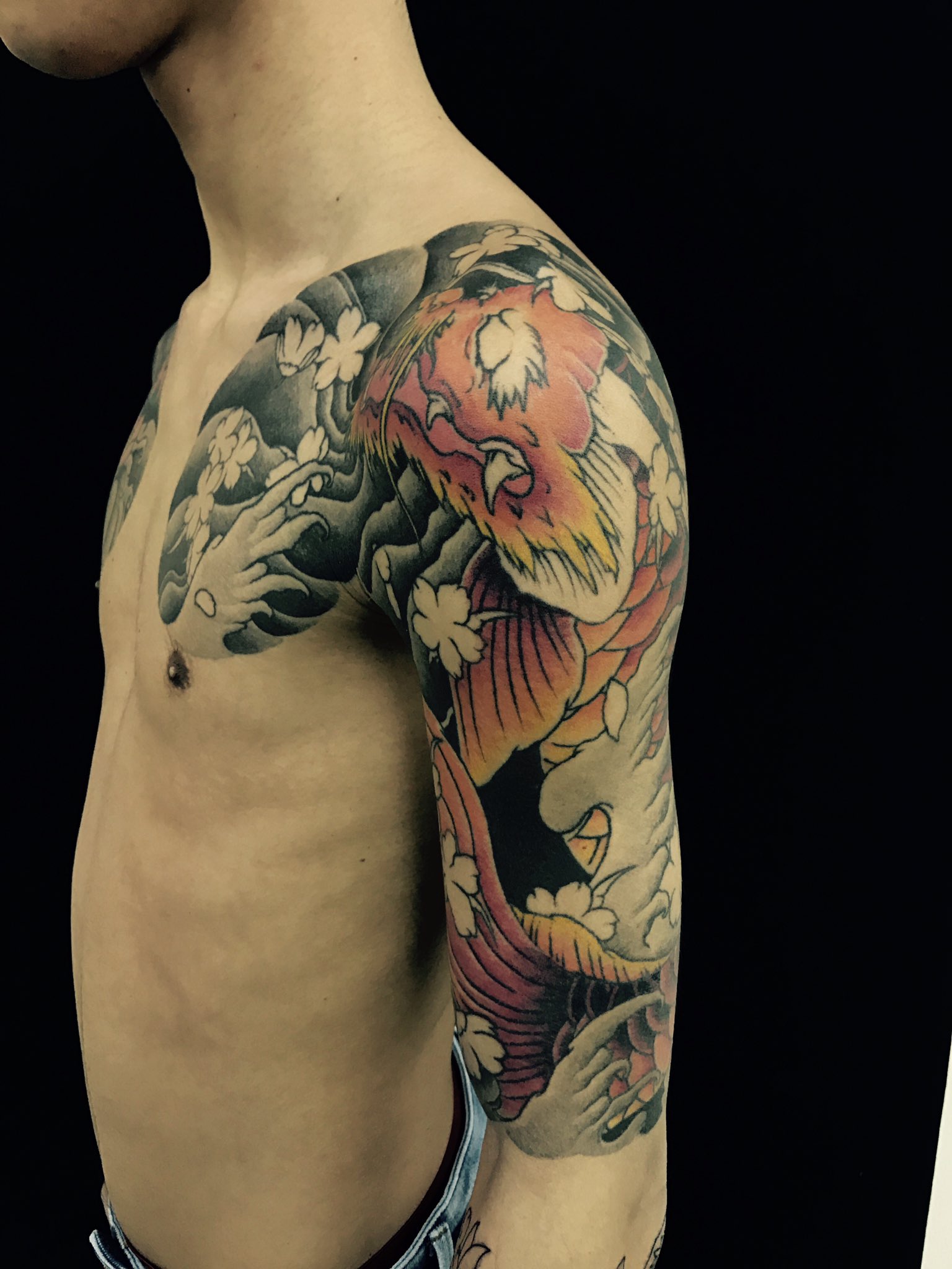 刺青処 針中毒 龍魚 刺青 Tattoo Japanesetattoo 刺青処 針中毒 千葉県柏市柏3 8 10 Ak Bld V 3f Tel E Mail Npts13 Gmail Com T Co Xbj38qim6i Twitter