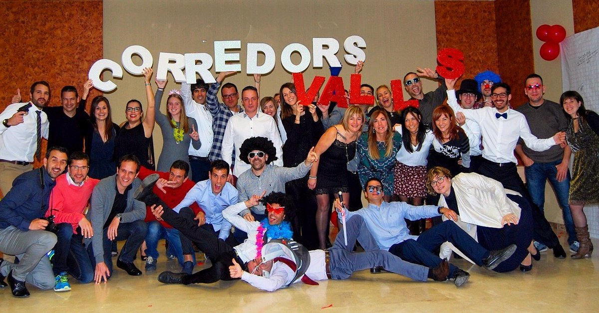SOPAR de GALA de final de temporada! Gràcies a tots per venir! Gran FAMILIA! 😍👏 #corredorsvalls #correuneix