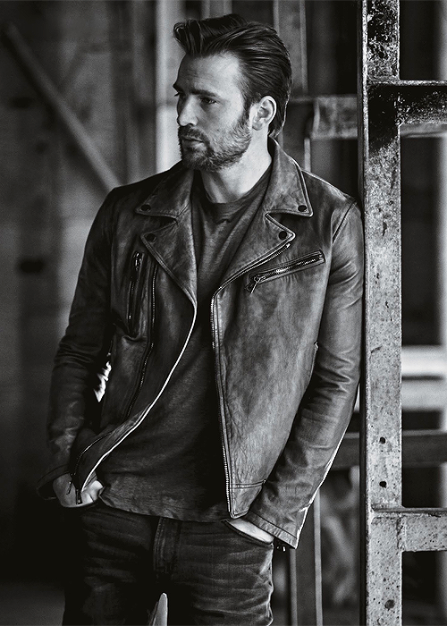 lellabeth's tweet photo. me usually: i hate men
me after seeing this pic: CHRIS EVANS, MY FAVOURITE PERSON, https://t.co/UN7yeoMv3y