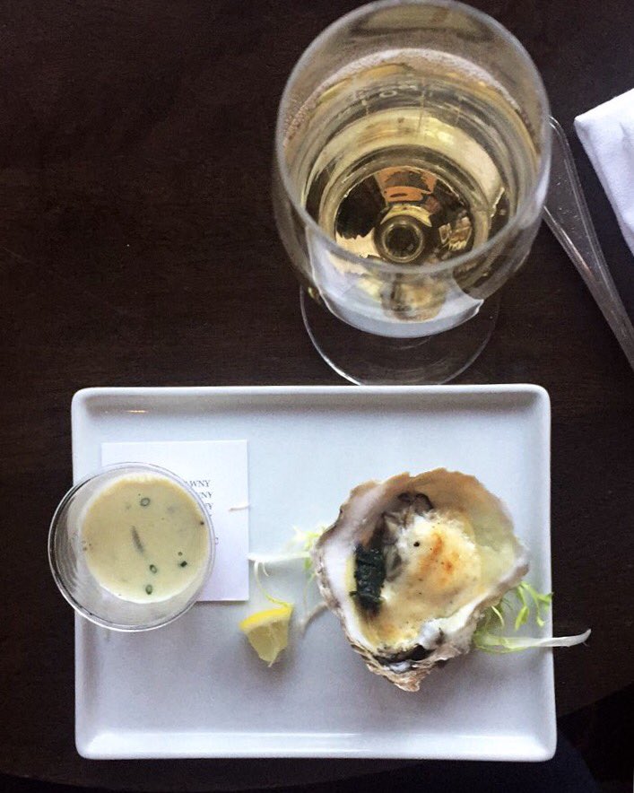 LIWineCountry's tweet image. Hope to see you at day 2 of #shellabration enjoying local food &amp;amp; wine pairings at some of Greenport's finest. #licharacter #liwinecountry