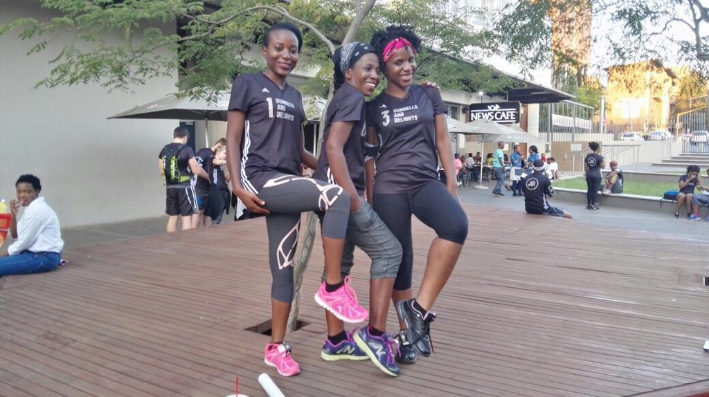 StephieD90's tweet photo. I love hanging out with my sisters because it's always a blast thank you @Sandyd90 @DumbellsDelight for yet another fun race #ryc2016 https://t.co/ezwVmUjKQ7