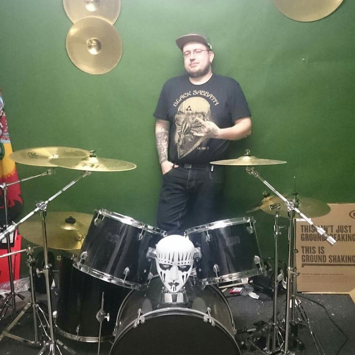 jirschik_kevin's tweet photo. I love my drumkit
#drummer
#SlamDeathCore https://t.co/hMDZ2tYblj