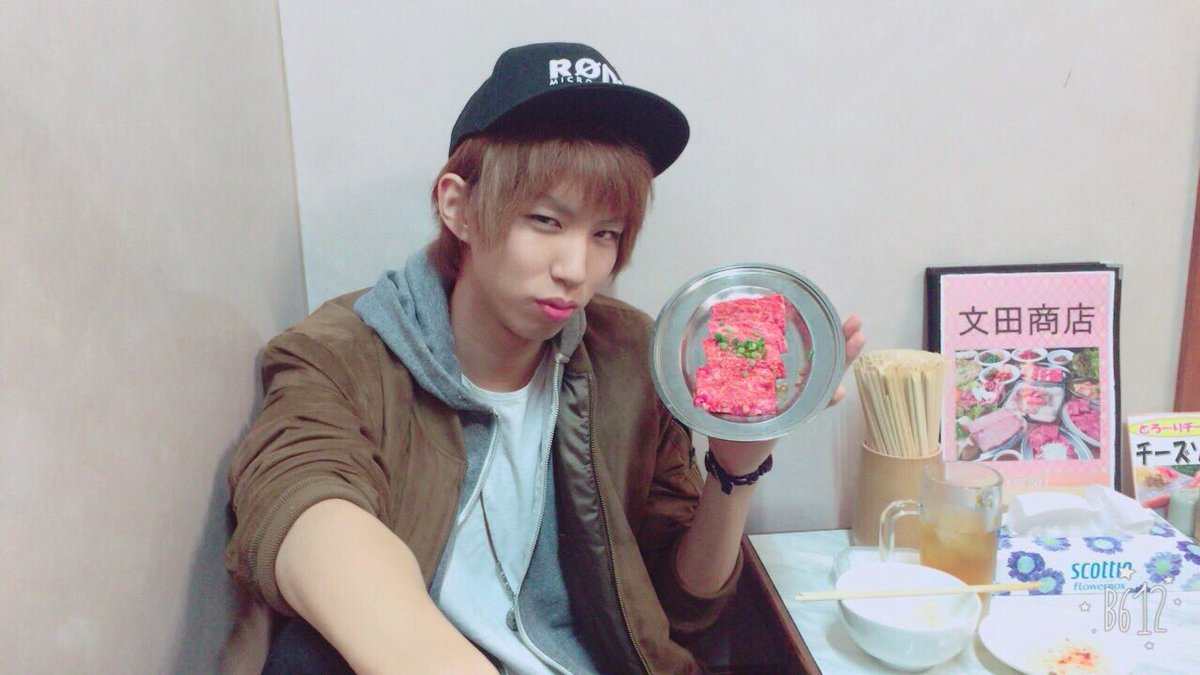 Hinata 相互フォロー はじめしゃちょーが好きな人と繋がりたい はじめしょちょー フォロバ率100 はじめしゃちょー好きな人rt Rtした人全員フォローする はじめんが好きじゃない人はフォローしません