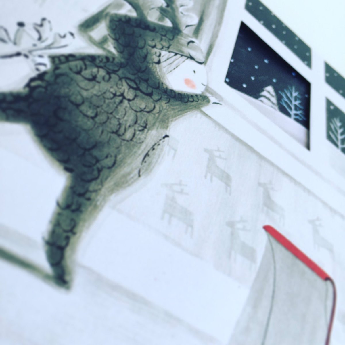 bookgiftblogger's tweet image. A truly magical read picturebooksblogger.wordpress.com/2016/11/02/oll… #OlliesChristmasReindeer by @nicolakillen #picturebooks #kidlit