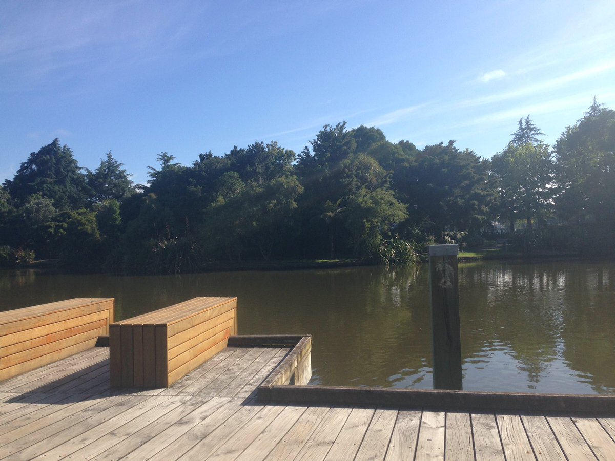 apsec2016's tweet image. Sunny Monday at Uni of Waikato. Getting ready for APSEC2016 :)