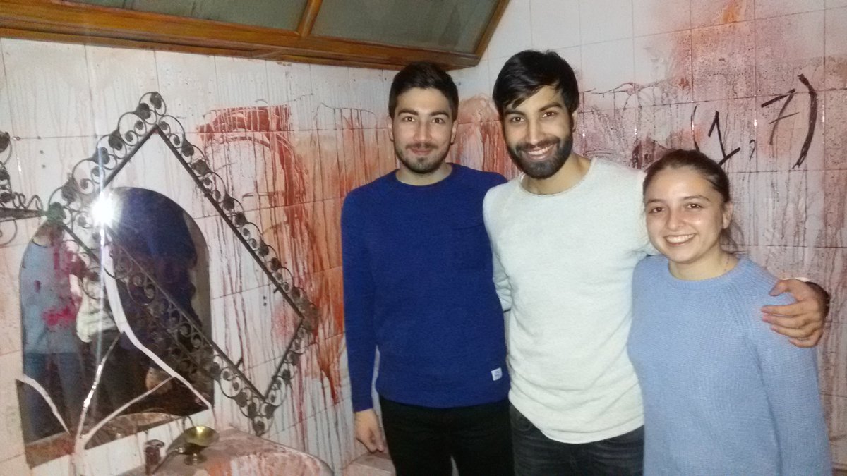 Katil Ressamın evinden kaçmayı başardılar. Tebrikler.  #korku #katilressam #evdenkaçışoyunu #korkuevi #Ankara