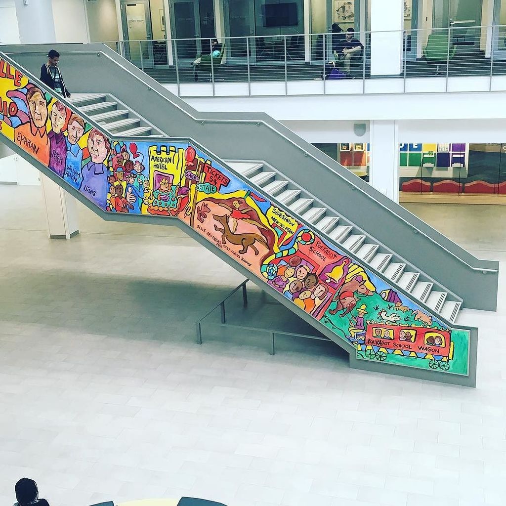 BRHNDS's tweet photo. When you masterpieces outlive you and your work be guarded as a civic treasure. #legend #aminarobinson #brhnds https://t.co/KgsxtRR4ip