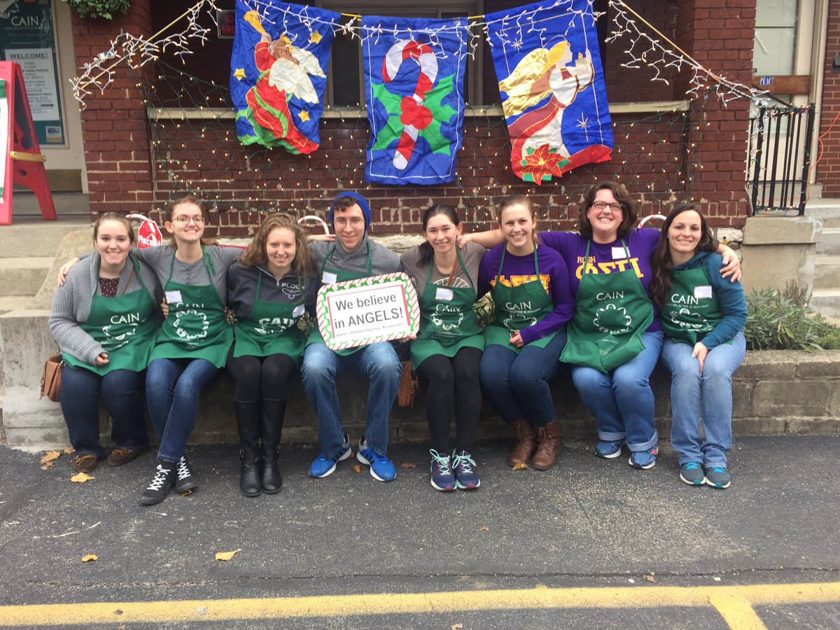 PhiSigmaPiUC's tweet photo. Brothers had a great time volunteering with @CAINcincy today! #caincares #45223 #pspleadership #brotherhood https://t.co/AUu8ve2jjX