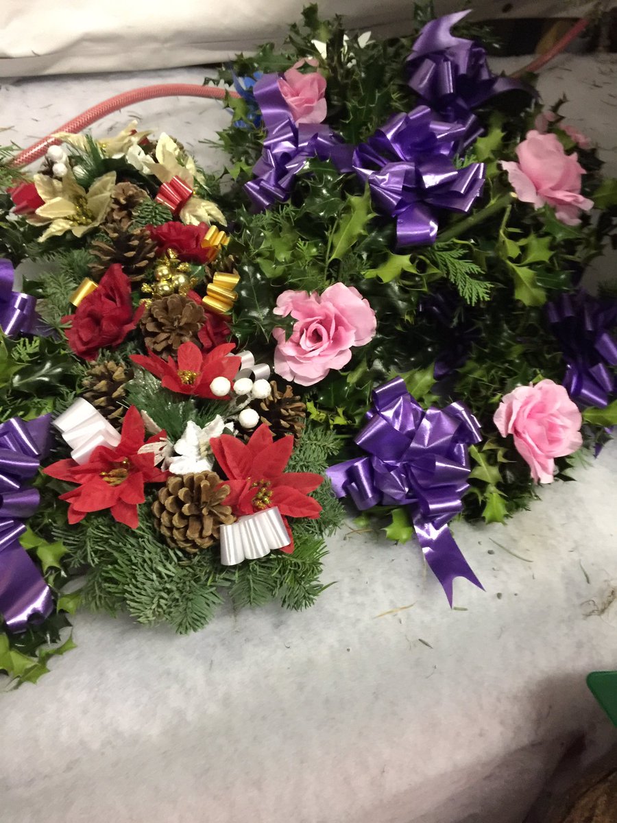 Fy7Trees's tweet photo. Wreaths are now in stock! Pop in from 10am tomorrow for the best trees in town 🎄 https://t.co/X1ZFysAeeA