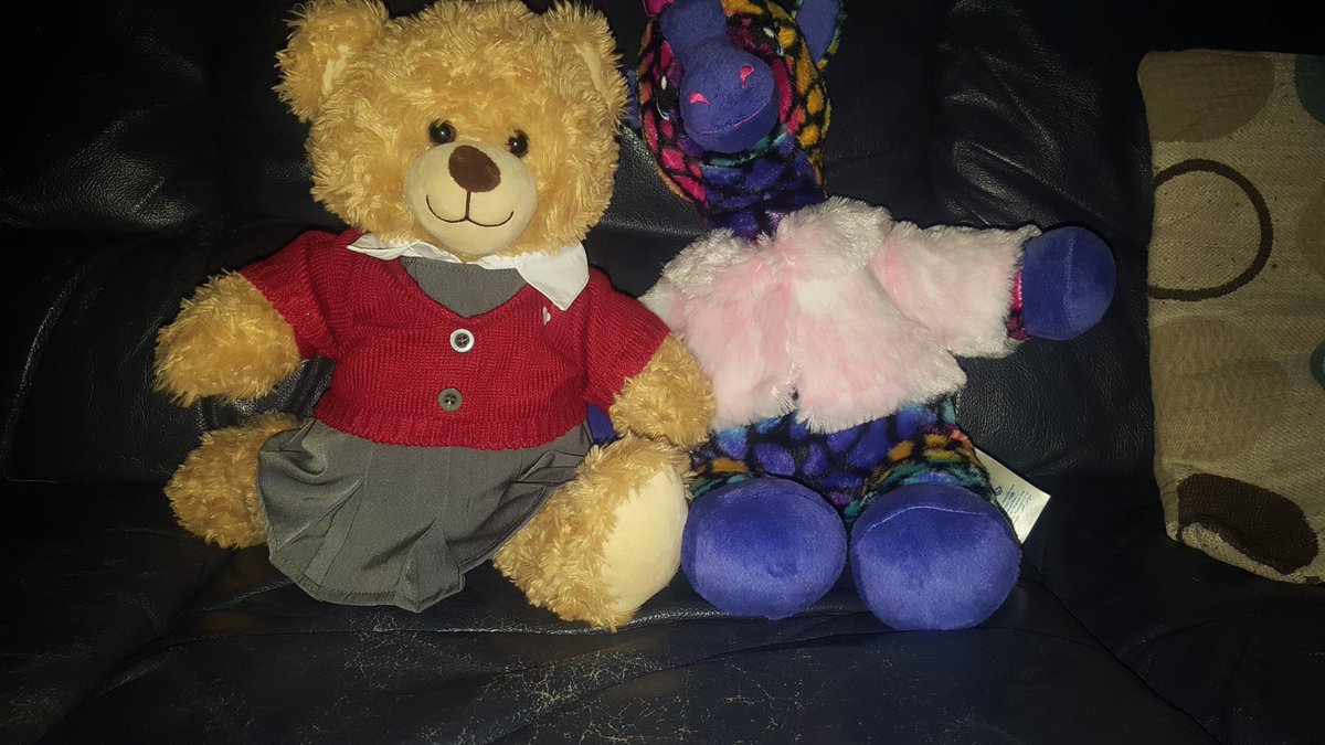 Heather_DKM's tweet image. Y'all know my @katya_zamo and @trixiemattel bears look sickening in their new outfits yes gawd😂😂 #iworkatbuildabearok #itsnotweird