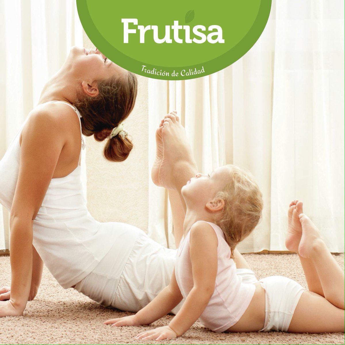 FrutisaChile's tweet photo. Los buenos hábitos se inculcan desde siempre, ¡Sé el mejor  ejemplo! #Frutisa #HealthyLifeStyle #Domingo https://t.co/C6xQOhCrip