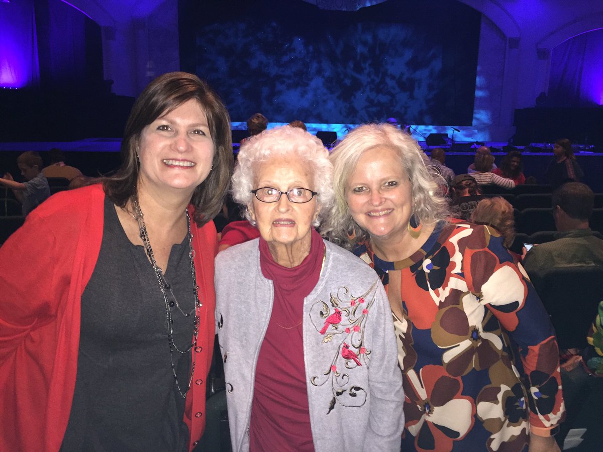 VRobinCarlile's tweet photo. Celebrating Jesus at #GCF2016 https://t.co/Hb82gmGU6f