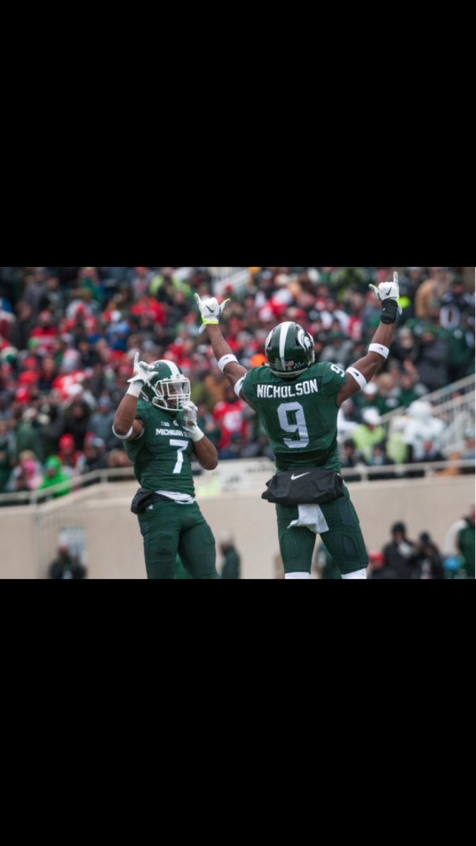i_AM_SEVEN7's tweet photo. Left the 412, dropped the pin in East Lansing! #TipEmBack Happy Bday 9 #NoFly4Life #SpartanDawgs https://t.co/qVj1IDOWGe