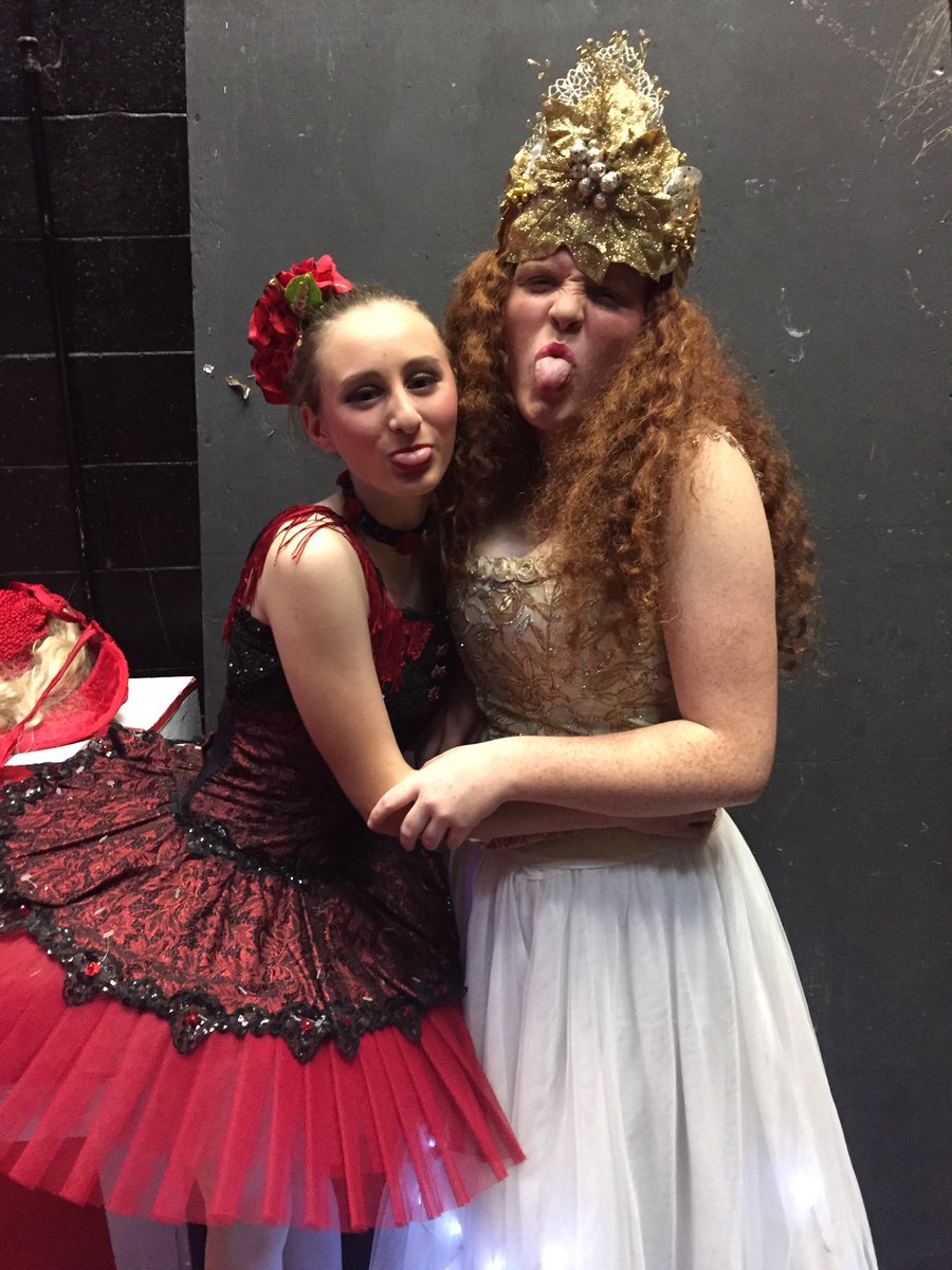 Same friendship, different costumes😜💕