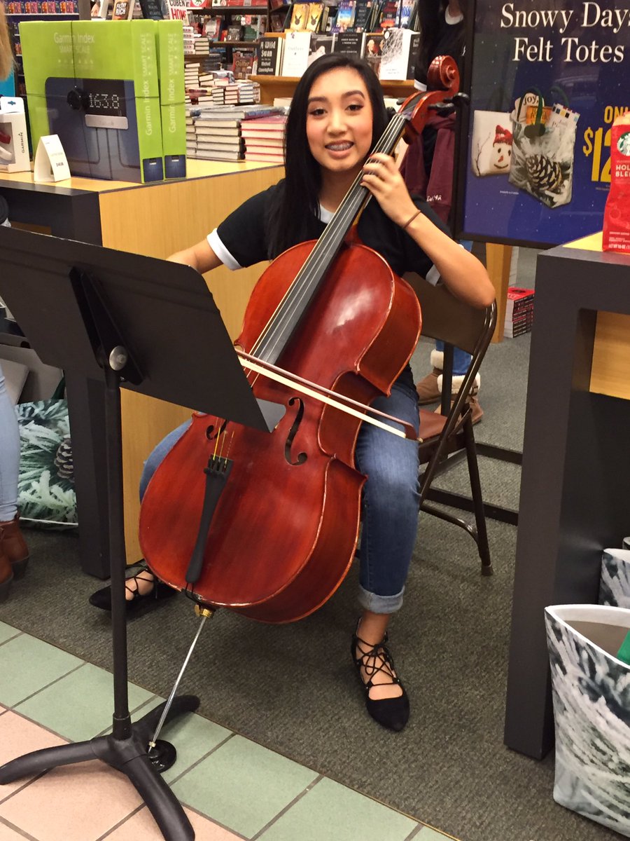 WilliamsHSOrch's tweet photo. We're here at Barnes &amp; Noble Creekwalk again from 2-5 today! Come support WHSO! ❤️ @PISDFineArts @WHS_Warriors https://t.co/1kr3kbueYx