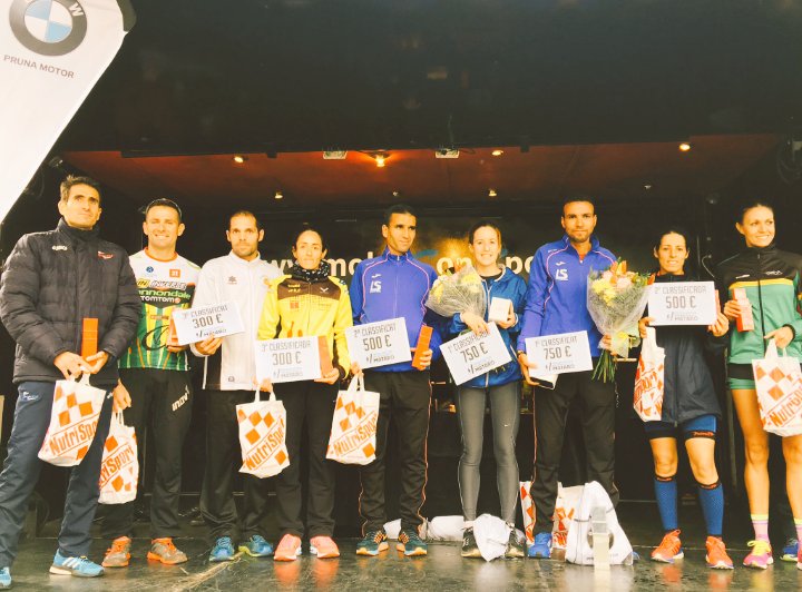 .<a href="/mouradelb/">Mourad El bannouri</a>, <a href="/LaSansi/">La Sansi Club</a>, i Meritxell Soler, Avinent <a href="/CAManresa/">Club Atletic Manresa</a>, guanyadors absoluts de la <a href="/mitjamataro/">MITJA DE MATARÓ</a>
L'enhorabona a tothom! 
#Mataró