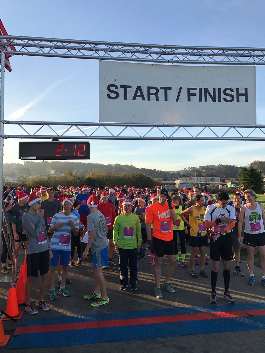 ARunnersMind's tweet photo. It's time to race!!! #RunWildSF https://t.co/5VbcvBK0IS