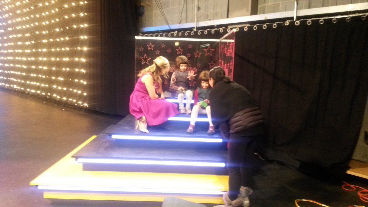 tinytalenttime_'s tweet photo. What time is Tiny Talent Time Holiday Special on? 5! #TTTHolidaySpecial https://t.co/omMV2bTgob