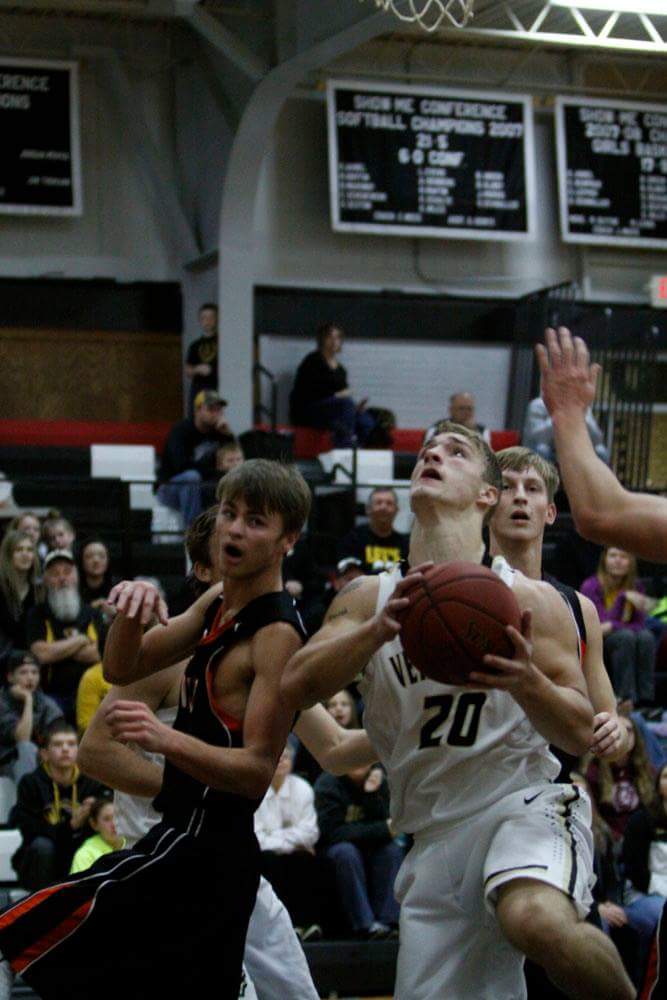 V Tiger Basketball tweet media