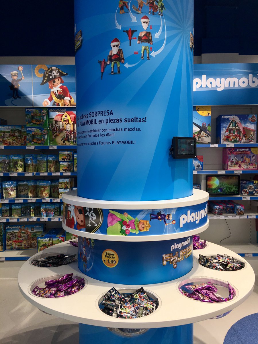 Playmoclick's tweet photo. Han vuelto a la #FunStore de #Playmobil los sobres sorpresa! La Serie 10!! https://t.co/5xwunlIGdV