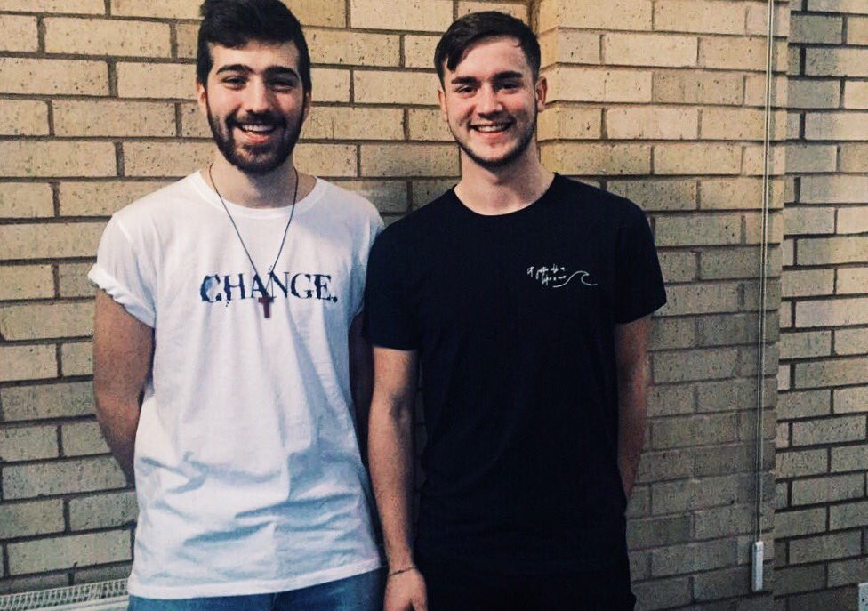 justthreads_'s tweet photo. We love bumping into friends wearing their just threads tees ❤️ https://t.co/MDpaeTTFbk