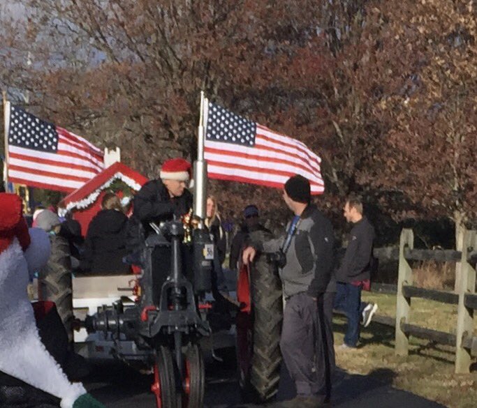 AldieElementary's tweet photo. Proud day for Aldie ES @Middleburg Parade! Thx to 3 generations of Olsons for 1933 Farmall! Families &amp; our history make us strong! #Loudoun https://t.co/6fWNECo825