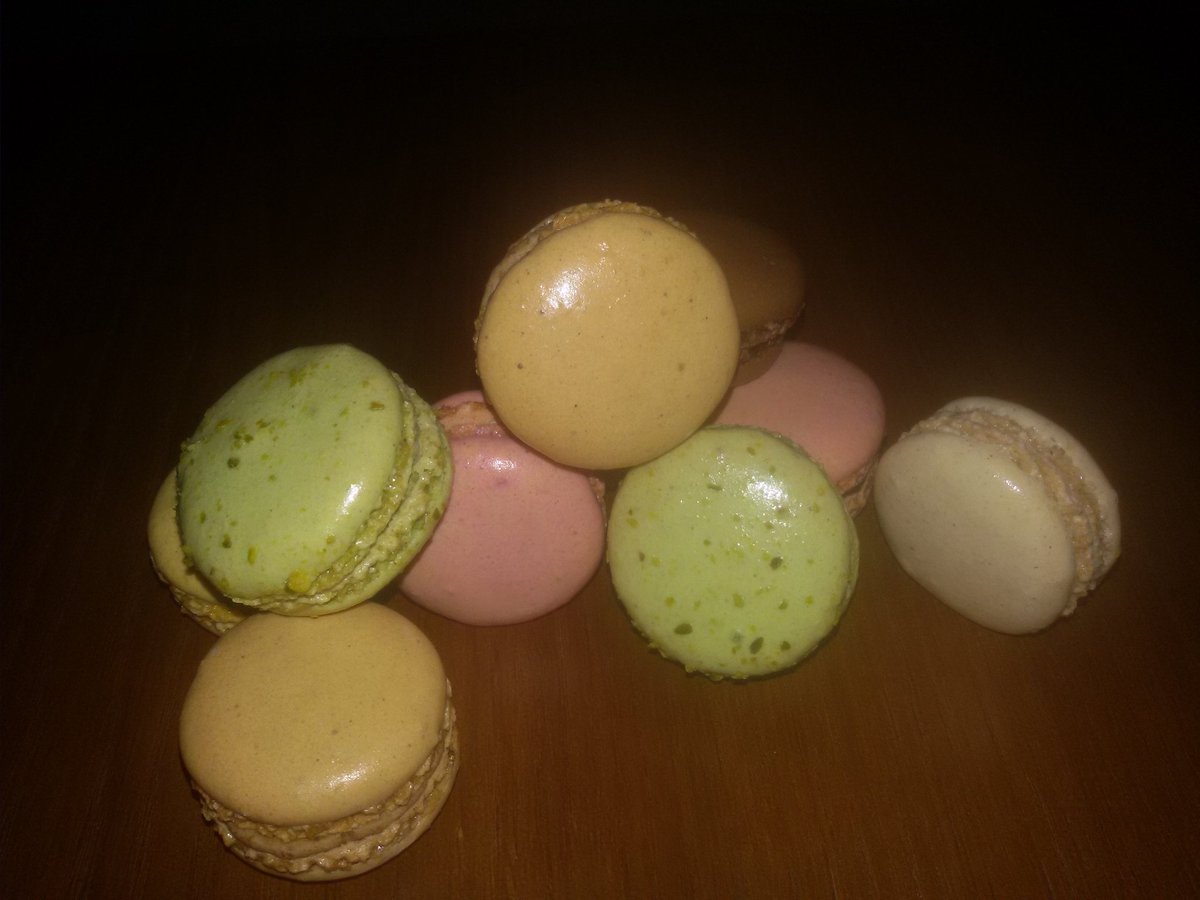 bsamelshops's tweet photo. #FelizDomingo #HappySunday Feliz #Macaron https://t.co/NfOD7eU8nC