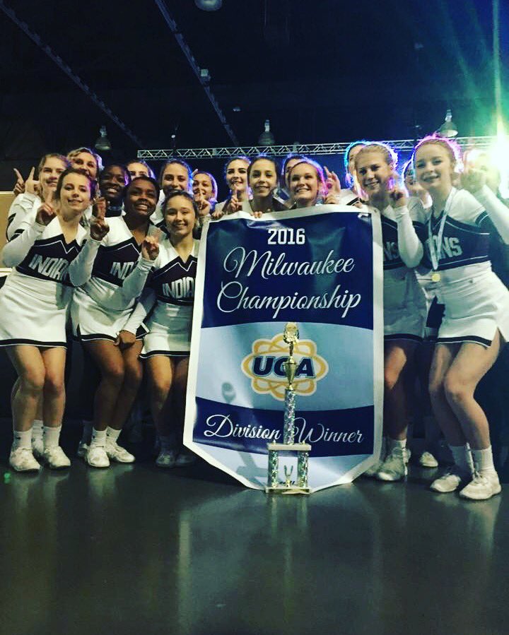 UCAmikayla's tweet photo. @MofallsCheer earned their bid to nationals yesterday! Make sure to share your Milwaukee Championship photos with us! https://t.co/ClEwwoRB8W