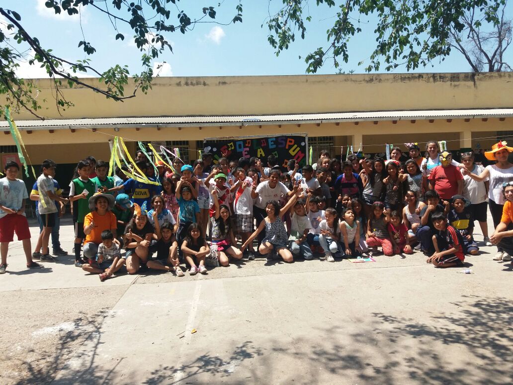 En <a href="/EA_Gauffin/">E.A_Gauffin</a> nos despedimos con una gran fiesta  de espuma.#VamosPorMásNiñosFelices <a href="/patriciapinasco/">Patricia Pinasco</a> <a href="/fguillesaavedra/">GUILLERMO SAAVEDRA</a> <a href="/jjjuanjo5/">juan jose jimenez</a>