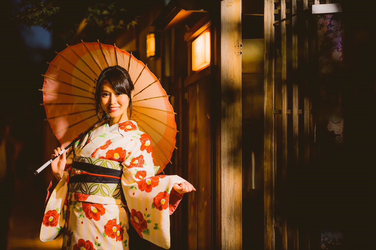 mimimibibibi01's tweet photo. #祇園 #gion #kimono #着物 #japan 洋も好きだけど和も好き❣️ https://t.co/Fs6MiXAAtd
