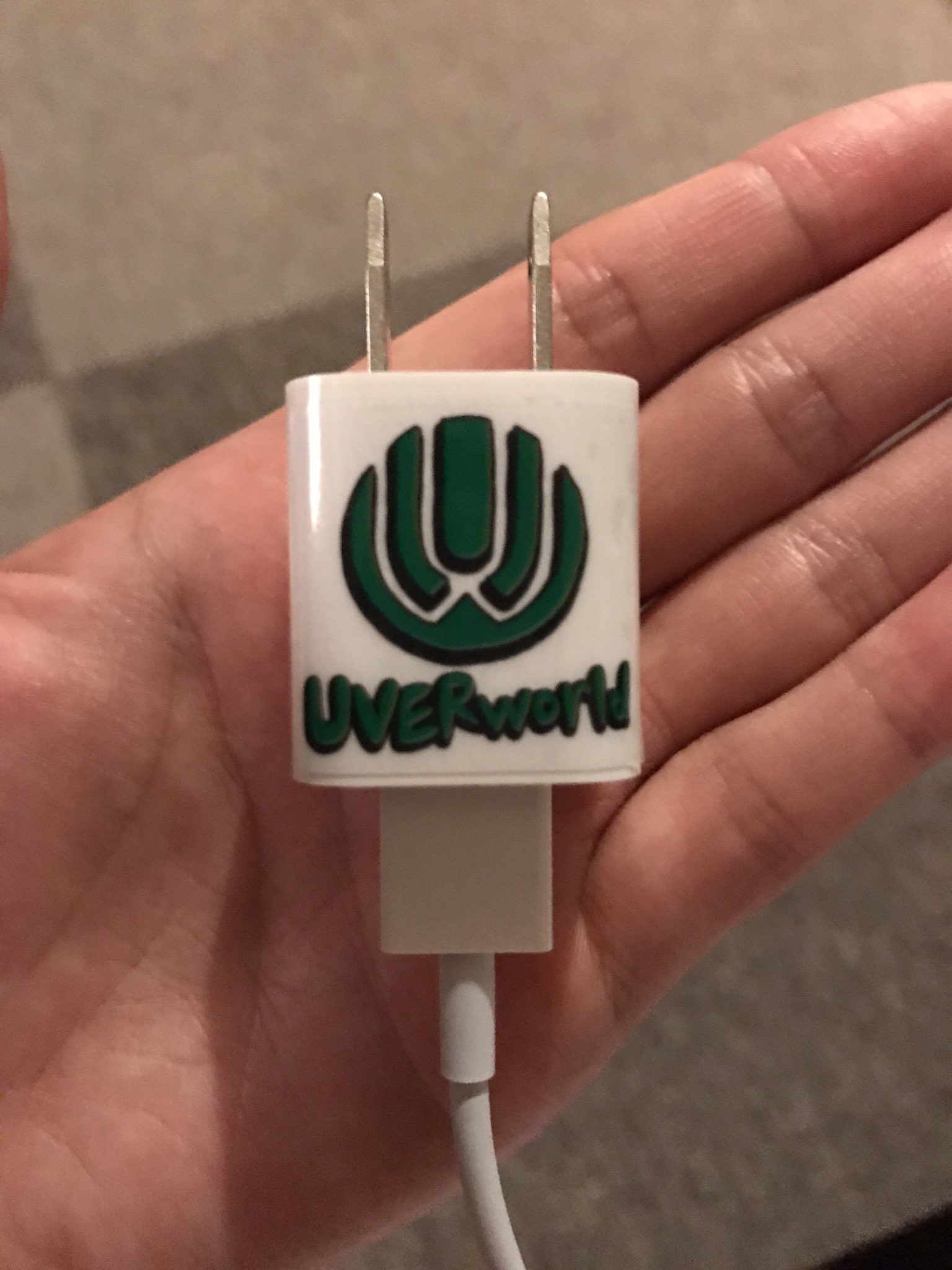 UVERworldステッカー - Search / X