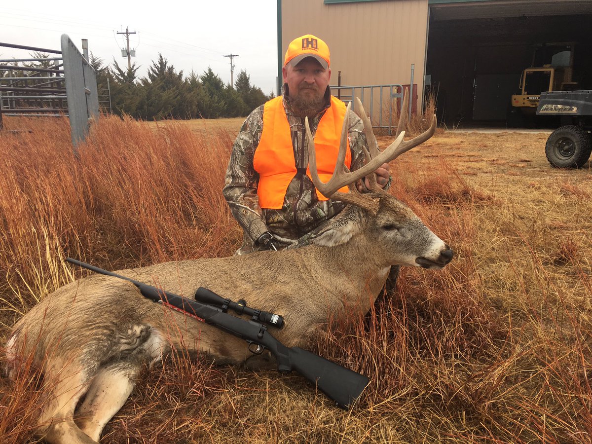 onearmedind's tweet photo. 2016 Kansas whitetail https://t.co/0fmyN18g81