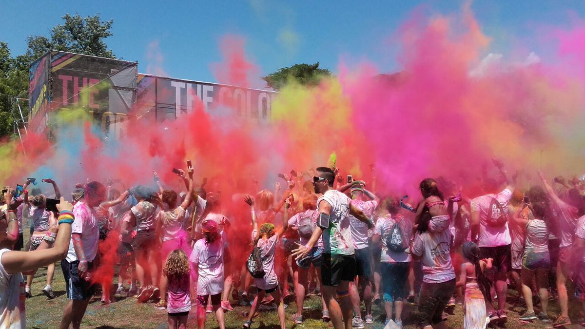 Excelente Todo 🏃👟🔴⚫ #TheColorRunPortalRosario <a href="/RosarioRunning/">ROSARIO RUNNING</a> <a href="/tantesara/">Laura Suárez 🇦🇷⭐️⭐️⭐️</a>