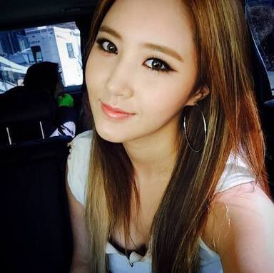 snsdyoonasmtown's tweet photo. Happy Birthday YURI 💘💘

❤︎ だ い す き で す ❤︎

#HappyYuriDay 
#28StarryYearsWithYuri https://t.co/ScXl90MDXf