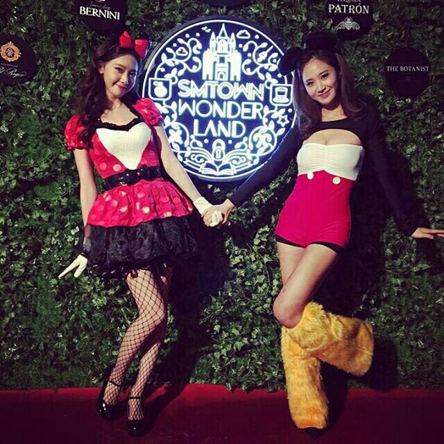 snsdyoonasmtown's tweet photo. YOONA  ×  YURI

#HAPPYYURIDAY 
#28StarryYearsWithYuri https://t.co/wTgSwXvRwA