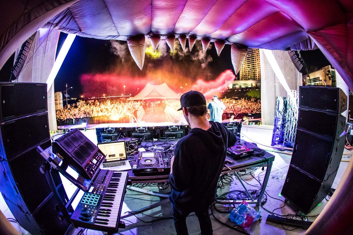 CrowdsurfEvents's tweet photo. Two nights with @ILLENIUMMUSIC in Denver are just days away! Who are we going to see on Wednesday/ Thursday? #IlleniumDenver https://t.co/k0aKOI8yPd
