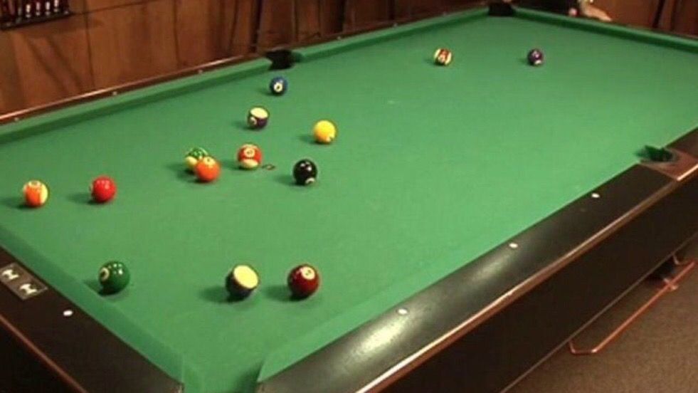 CauseWereGuys's tweet photo. Oh shit haha
someone made 8 ball pool into a real game 😂 https://t.co/Kl02MzkhW0