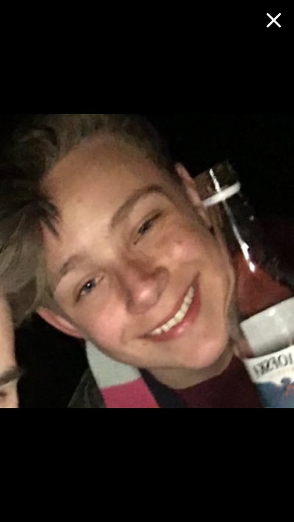 GedeSmith's tweet photo. @Nicocool2001 @jeppeoplort når du er på det højeste https://t.co/pUSud6hk9F
