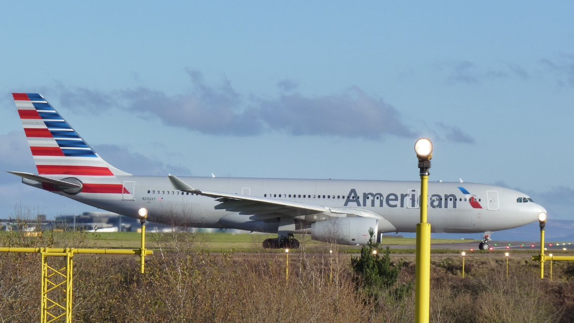 AviationLoverUK's tweet photo. #AA735 #A330 #N292AY Manchester to PHL 04-12-16 https://t.co/89avfOdpmz