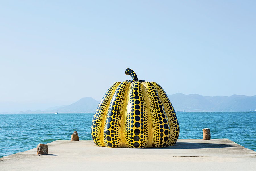 Visit_Japan's tweet photo. Naoshima: How a small, sleepy archipelago in Japan's Seto Inland Sea became a contemporary art empire. | https://t.co/1kZqL7GaIP https://t.co/GApLV3DYym