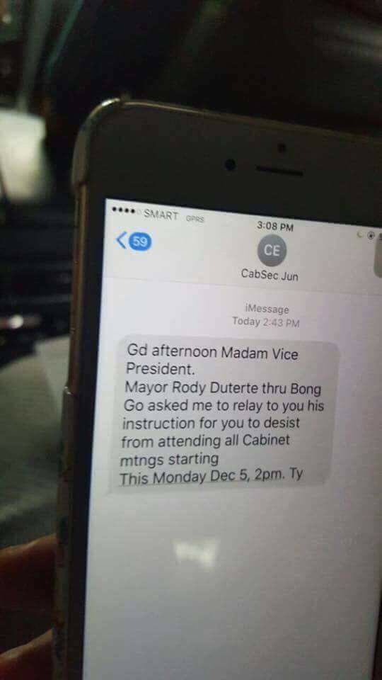 milkyway1969's tweet photo. Heto ang katibayan na talagang sinipa si Lugaw Queen sa Bahay ni Tatay! Hehe ;)
@BBMNationUnited @youth4bbm
#ALDUBTwinsOutSoon #BBMTheRealVP https://t.co/OLfVuNyEJk