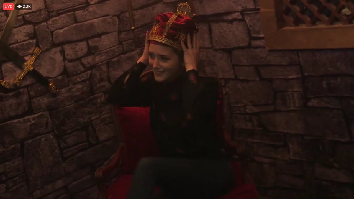 Fallen_Series's tweet photo. Queens! #FallenCCXP https://t.co/whkUjF3z1p