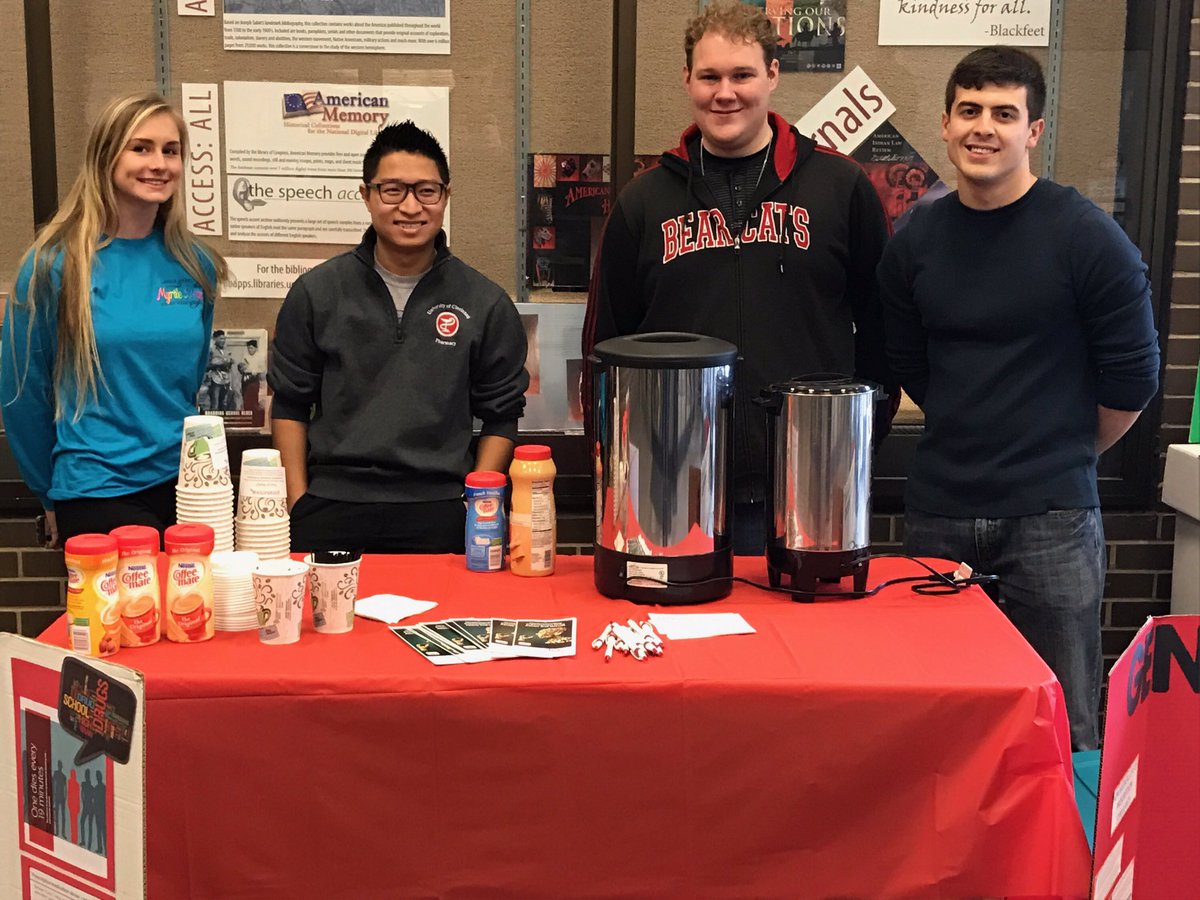 joeschum's tweet photo. Giving out free coffee at Langsam while educating students about prescription drug use @RxDeanMac https://t.co/mdkfvN8b7h