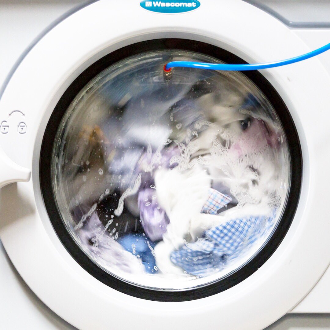 laundrylocker's tweet image. Doing laundry? Skip it and have us do it for you instead! We'll get it back to you in a jiffy. #checkitoff #laundrydone #laundry