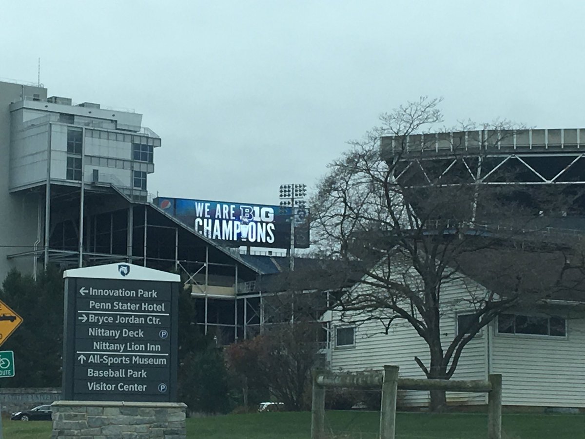 lee2much's tweet photo. Beautiful sight this morning! #weare #psu #NittanyLions #nittanynation https://t.co/EuJ52V0NdU