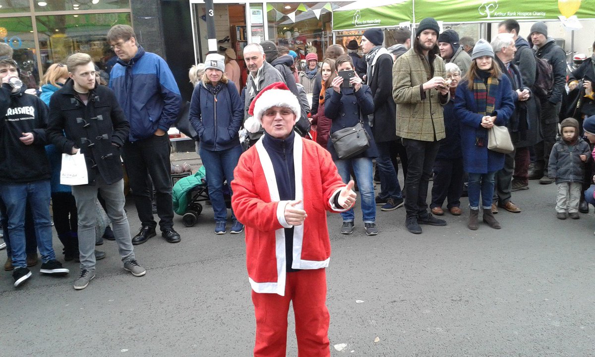 CambridgeChord's tweet photo. Busking in Cambridge yesterday @MillRoadFair - Pedestrian crossing bleeper not quite on pitch https://t.co/WqoV71wB2t